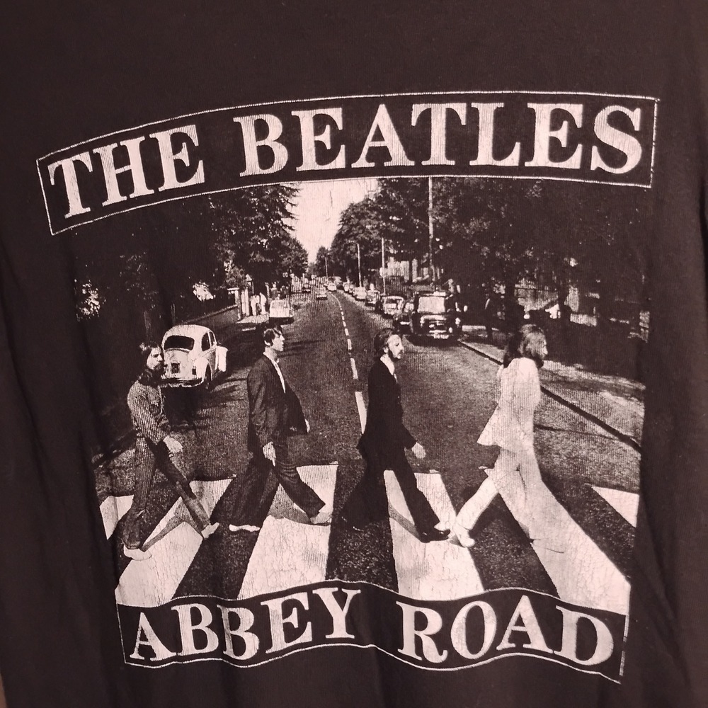 The Beatles Graphic T-Shirt Men Large Black Abbey Road Band Tee L 21x29